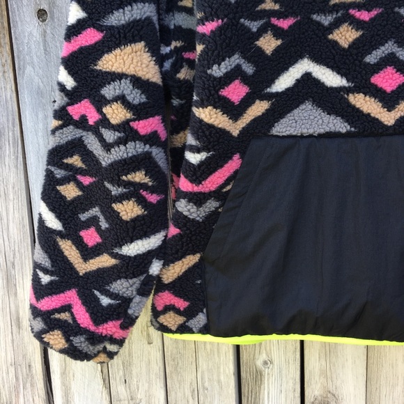 NWT Levi’s Arizona Sherpa Pullover Geo Jacquard L - Picture 7 of 12